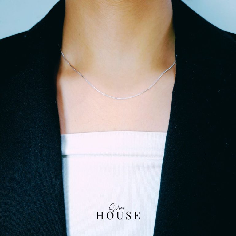 The Ultimate Guide to Choosing Silver Jewelry for Office Wear