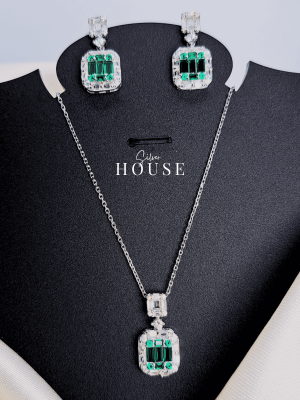 Emerald Green Silver Pendant Set by Silver House