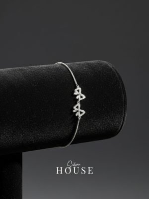 925 Silver Pookie bracelet which is in bow style