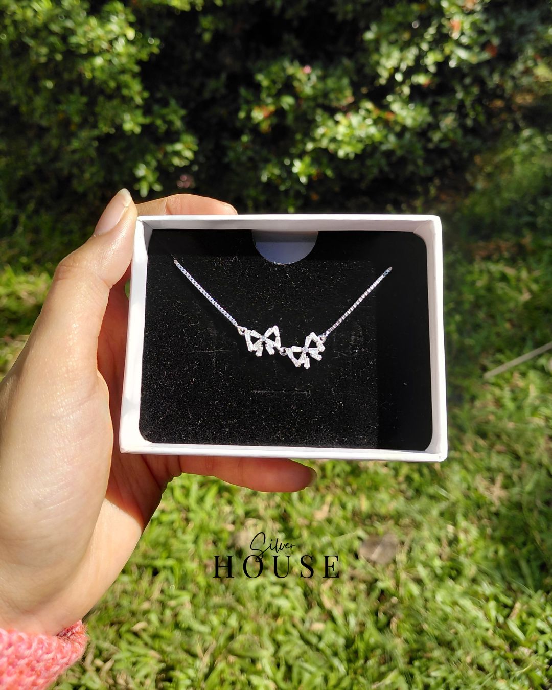 925 Silver Pookie bracelet which is in bow style